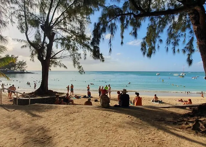 Retro Paradise - 200M To Beach